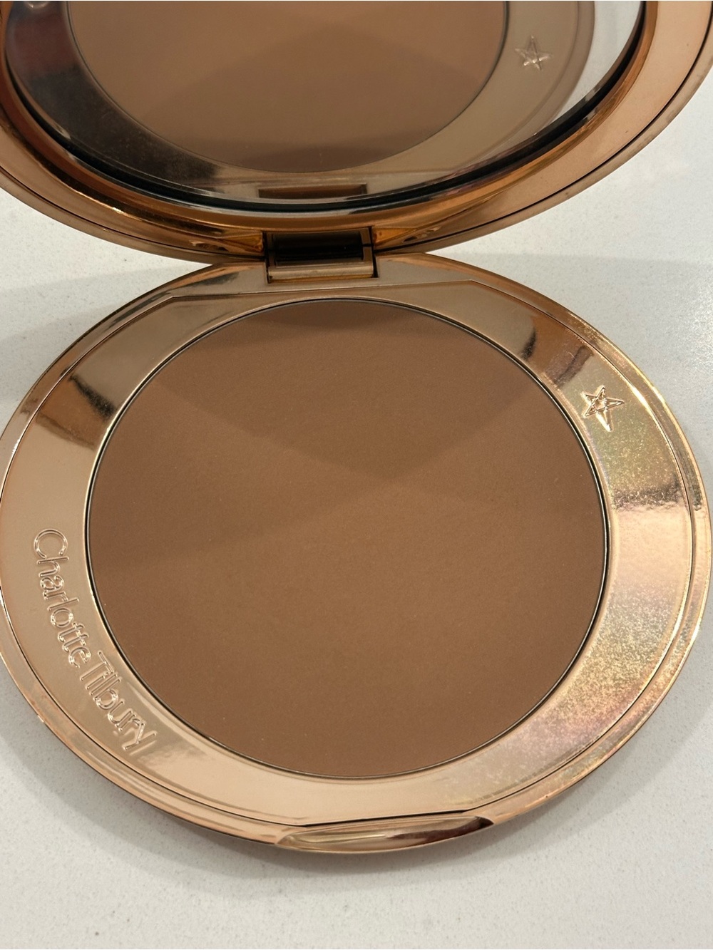 Charlotte Tilbury Airbrush Bronzer 2 medium